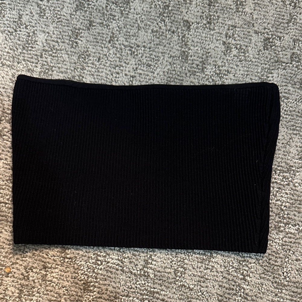 Aritzia Babaton ribbed tube top